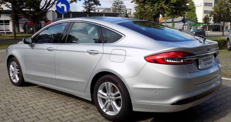 Ford Mondeo cena 104900 przebieg: 48500, rok produkcji 2019 z Szczecin małe 742